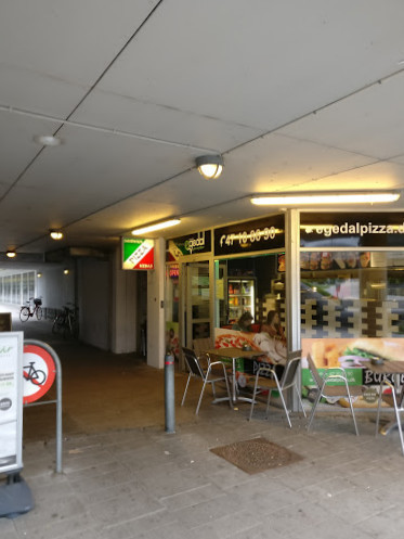 Valentino Pizza Udenfor