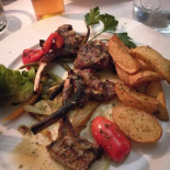 Akropolis Graesk Mad
