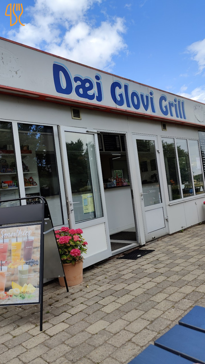 Daej Glovi Grill Udenfor