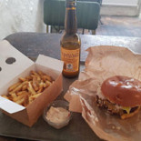 Dandelion Burger Mad