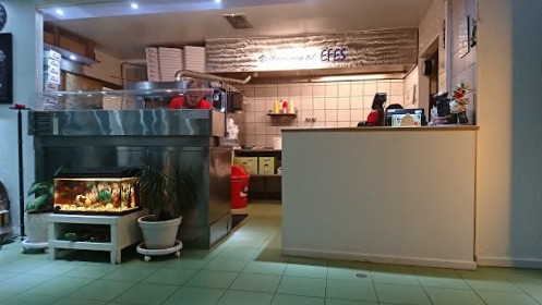 Efes Pizza Udenfor