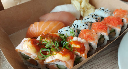 Letz Sushi Udenfor