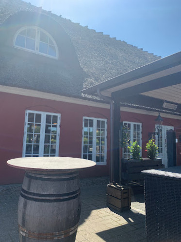 Tyrstrup Kro Udenfor