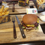 Burger Hut Mad
