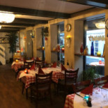 Mamma's Udenfor