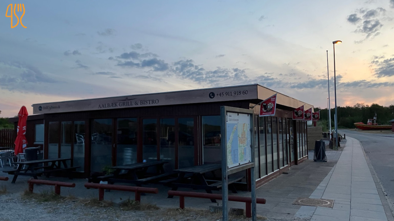 Aalbaek Havnekiosk Udenfor