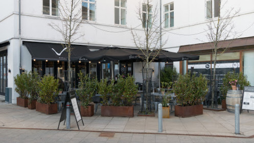 Bistro V Udenfor