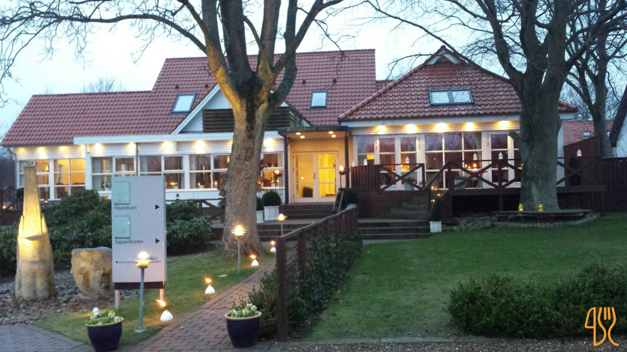 Parken Udenfor