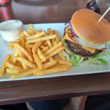 Reys Pizzeria Og Burger House Mad
