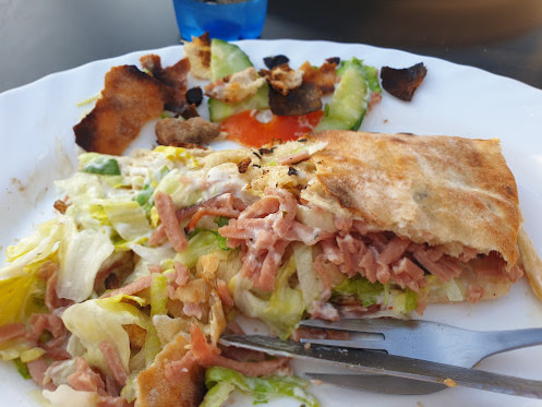 Marina Grill Cafe Udenfor