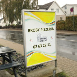 Broby Pizzeria Overfor Efterskolen Pizzaria Udenfor