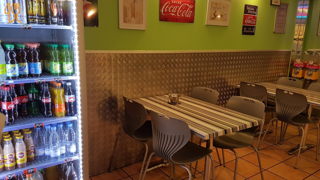 Paradiso Kebab Udenfor
