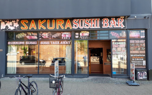 Sakura Sushi Udenfor
