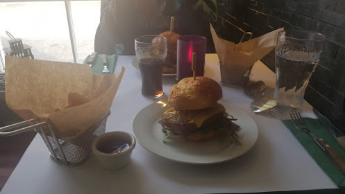 Viking Gourmet Burger Mad