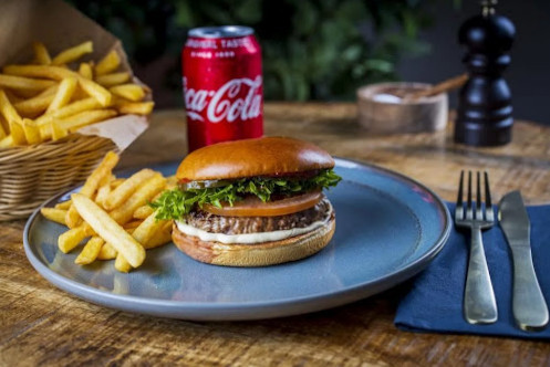 Madonna Burgerbar Inde