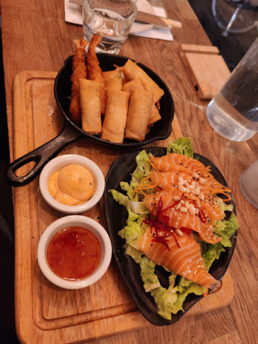 Iki Sushi Udenfor
