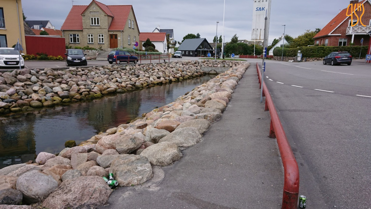 Ballen Fisk Udenfor