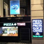 Pizza Time Udenfor