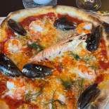 Og Pizzeria La Familia Inde