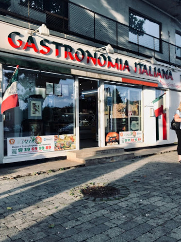 Esperia Pizza Udenfor