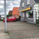 Pizza Pinocchio Udenfor