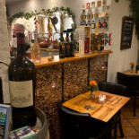 Tappo Winebar Shop Inde