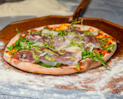 Reys Pizzeria Og Burger House Inde