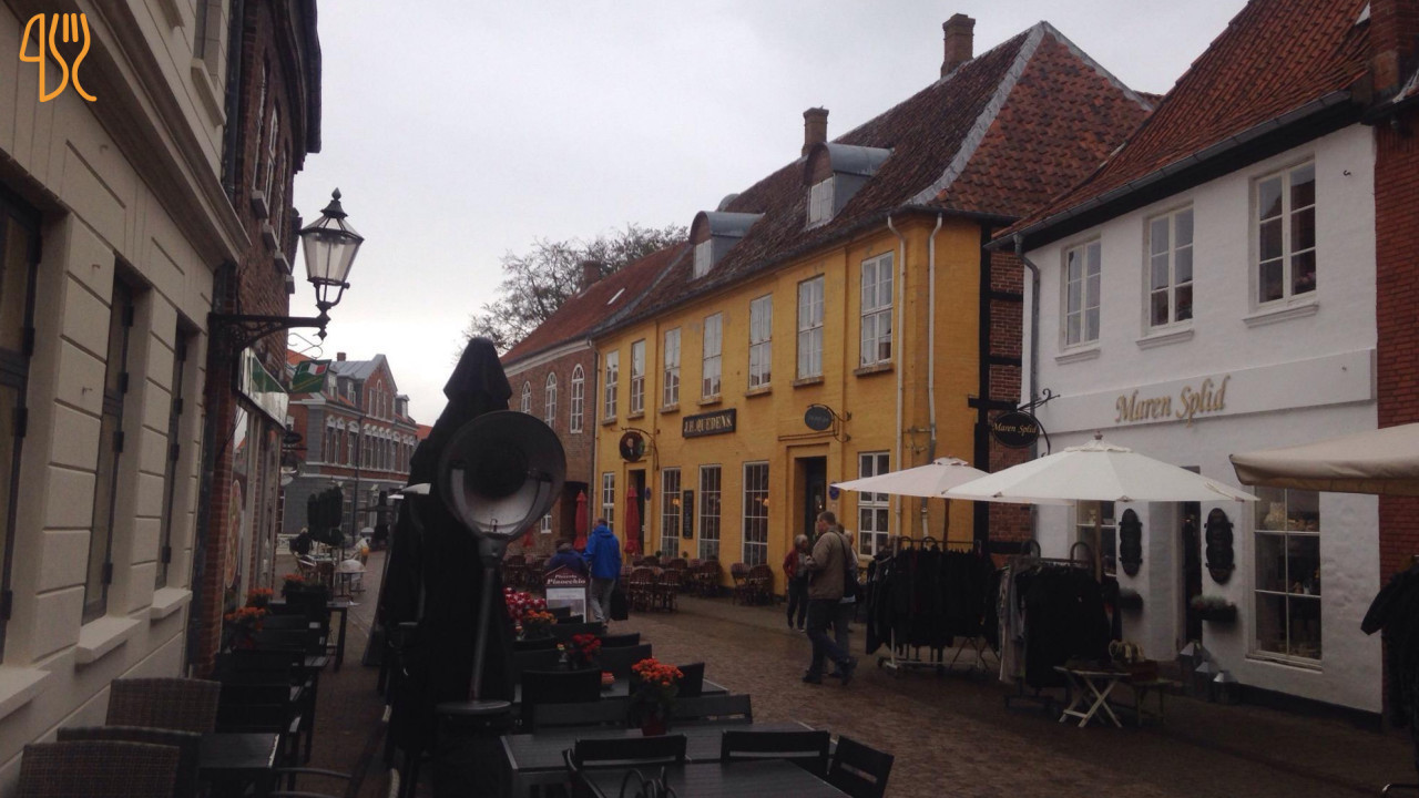 Quedens Gaard Cafe And Boutique Inde