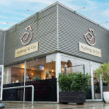 Cafe Sophia Pizza, Grill Og Sandwich Udenfor