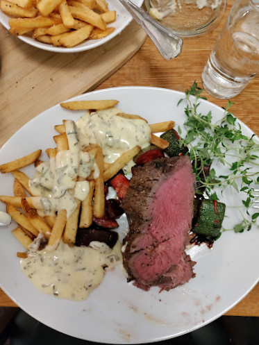 Lindberg Dining Inde