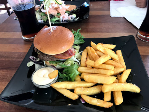 Hovmesteren/lokken Pub Mad
