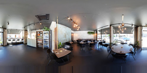 Letz Sushi Udenfor