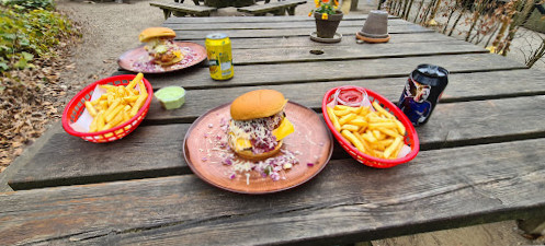 Rasses Skovpoelser Udenfor