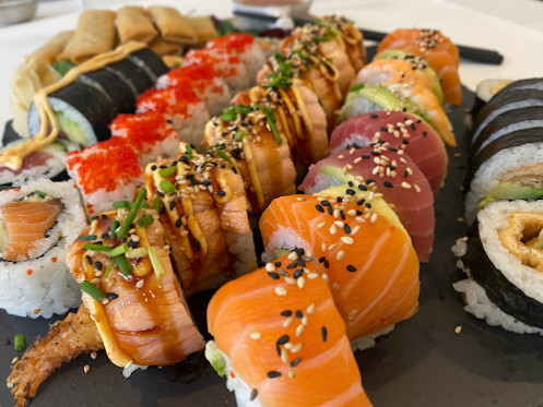Sushi & Nudler Mad