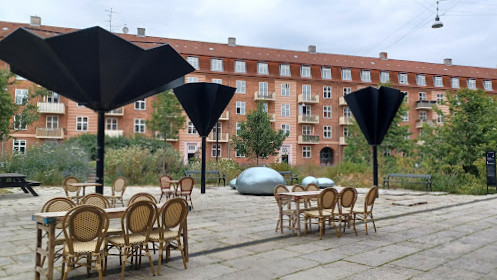 Stefanos Pizzabar Ouroegade Udenfor