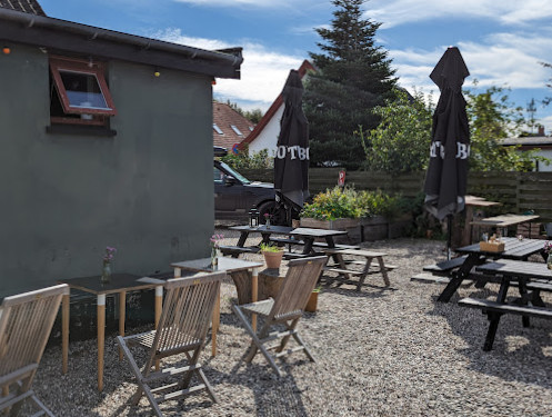 Cafe Bing's Udenfor