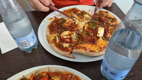 Pizza Verden Udenfor
