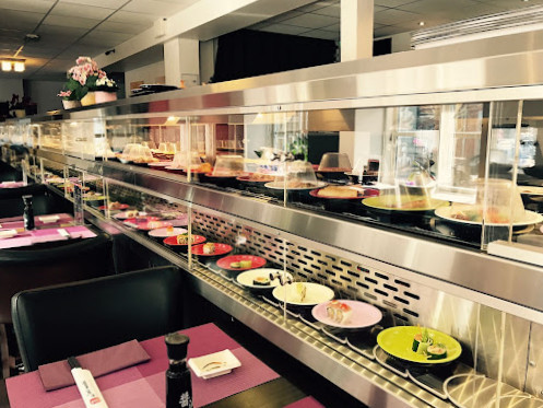 Joci Sushi Udenfor