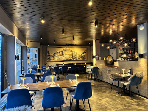 Efes Pizzaria Og Mad