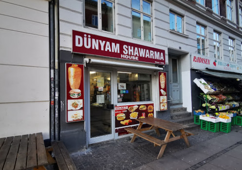 Duenyam Shawarma House Udenfor