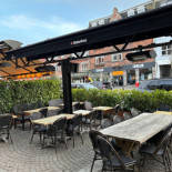 Cafe Poccers Udenfor