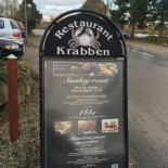 Krabben, Udenfor