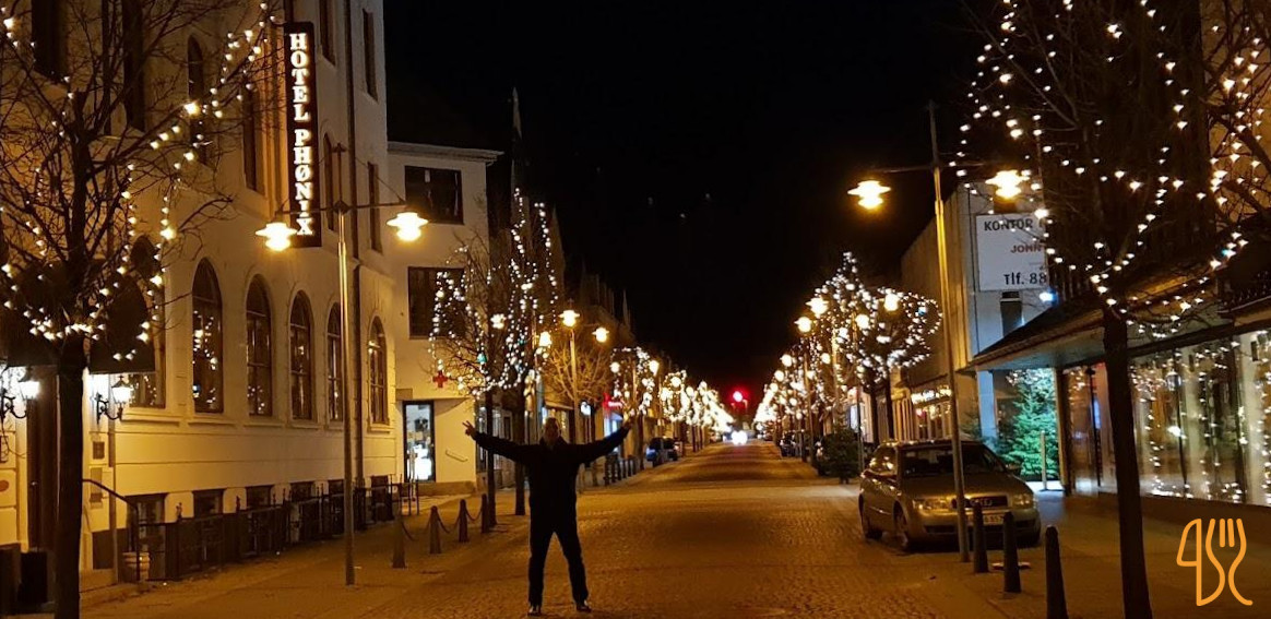 Raadhuskaelderen Udenfor