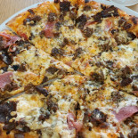 Storvorde Pizza Og Kebab, Mad