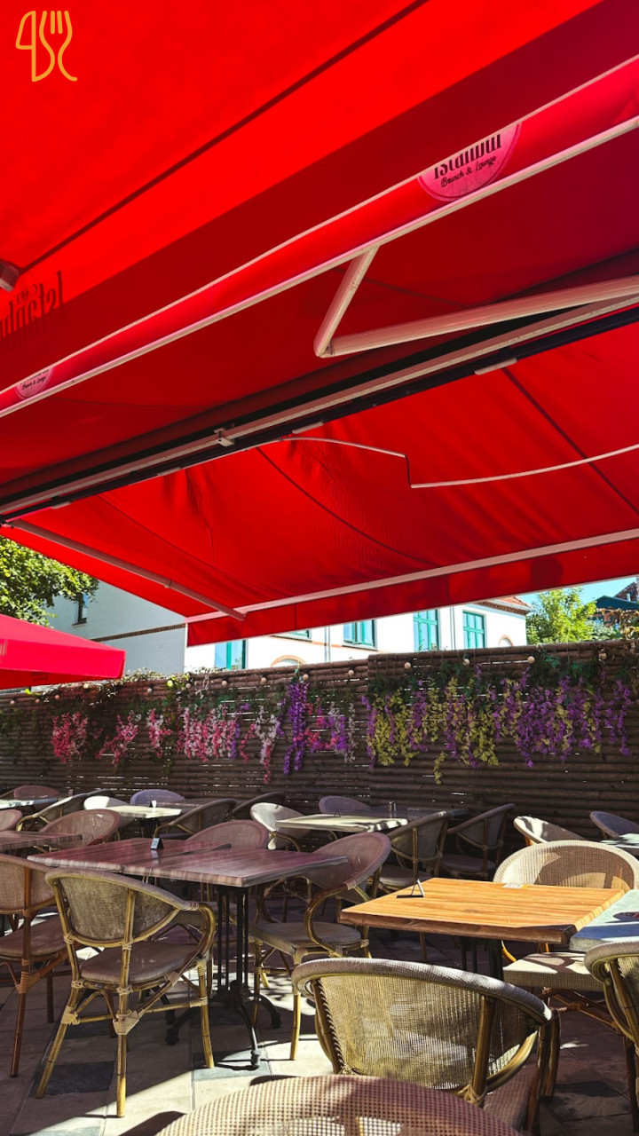 Brunch Istanbul Udenfor