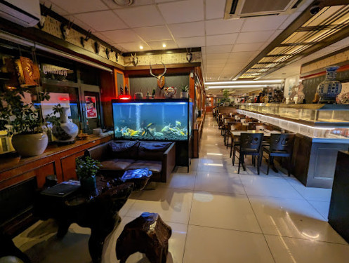 King Running Sushi Wok Udenfor