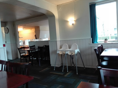 Tv-byens Pizza Og Grillbar Udenfor
