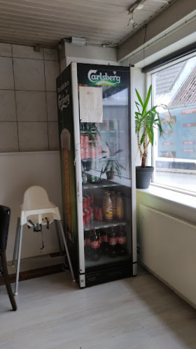 Keerth Pizza Og Grill Udenfor
