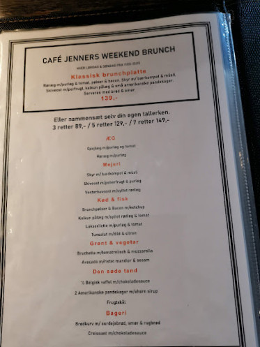 Cafe Jenners Udenfor
