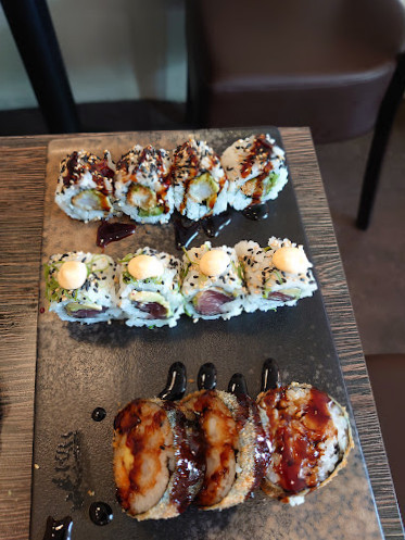 Lucky Sushi, Inde